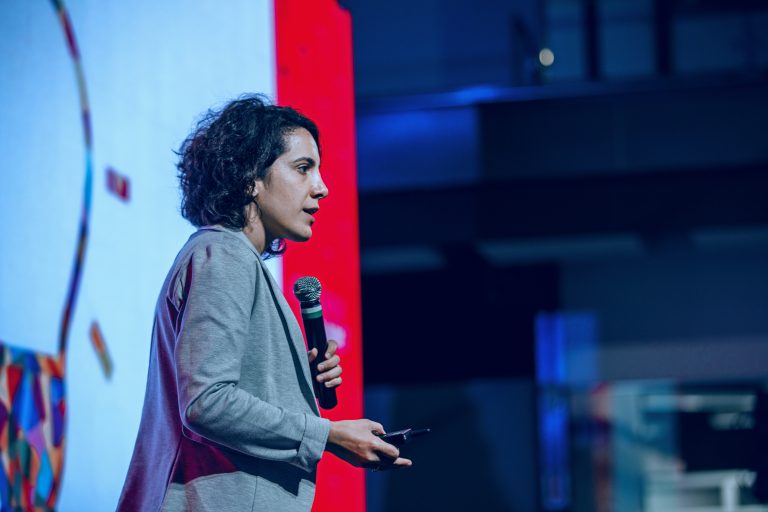 Rosine Kadamani - Blockchain e novas tecnologias para advogados