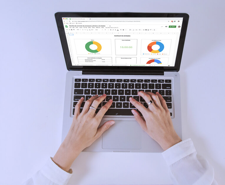 Planilha de controle de processos e atividades judiciais